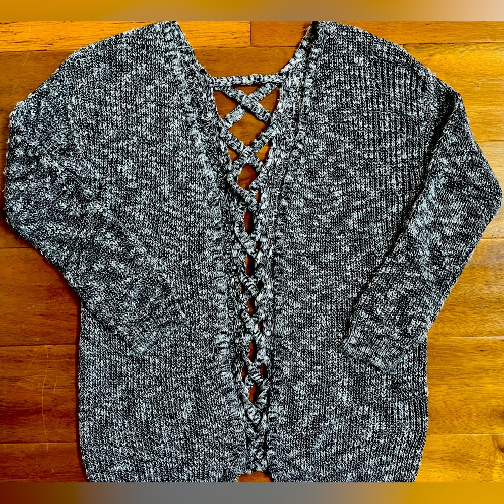 Freshman girls sweater, size M (8/10)